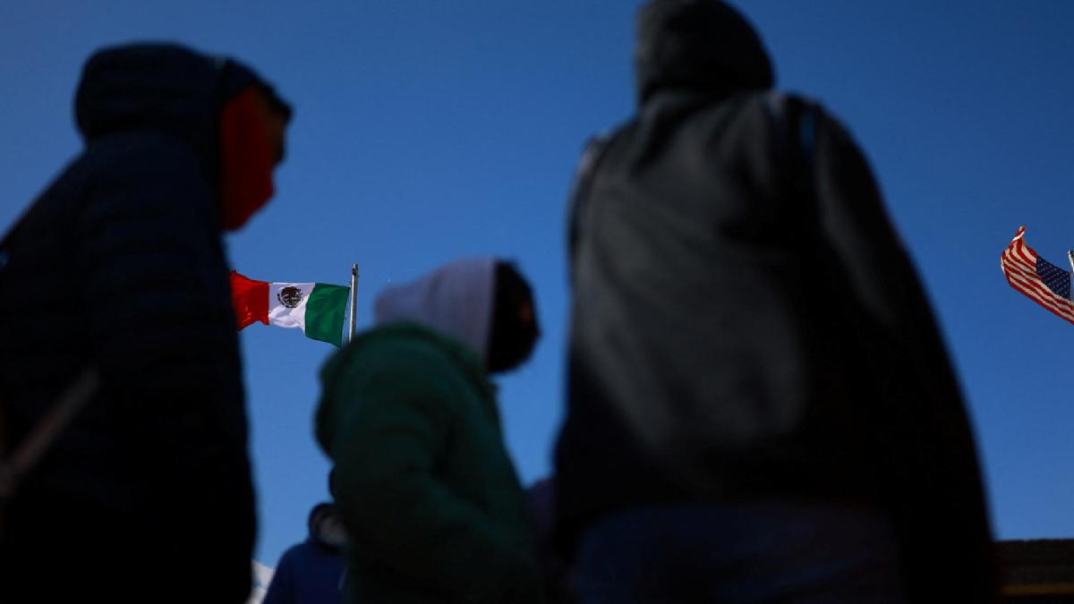 Latino, African American, and Asian youth in the U.S. face greater barriers to mental health care
